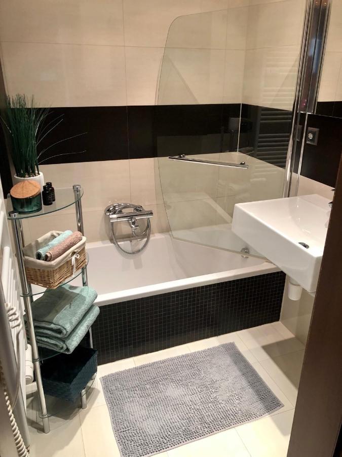 Apartman Suzanne Banská Bystrica Exteriör bild