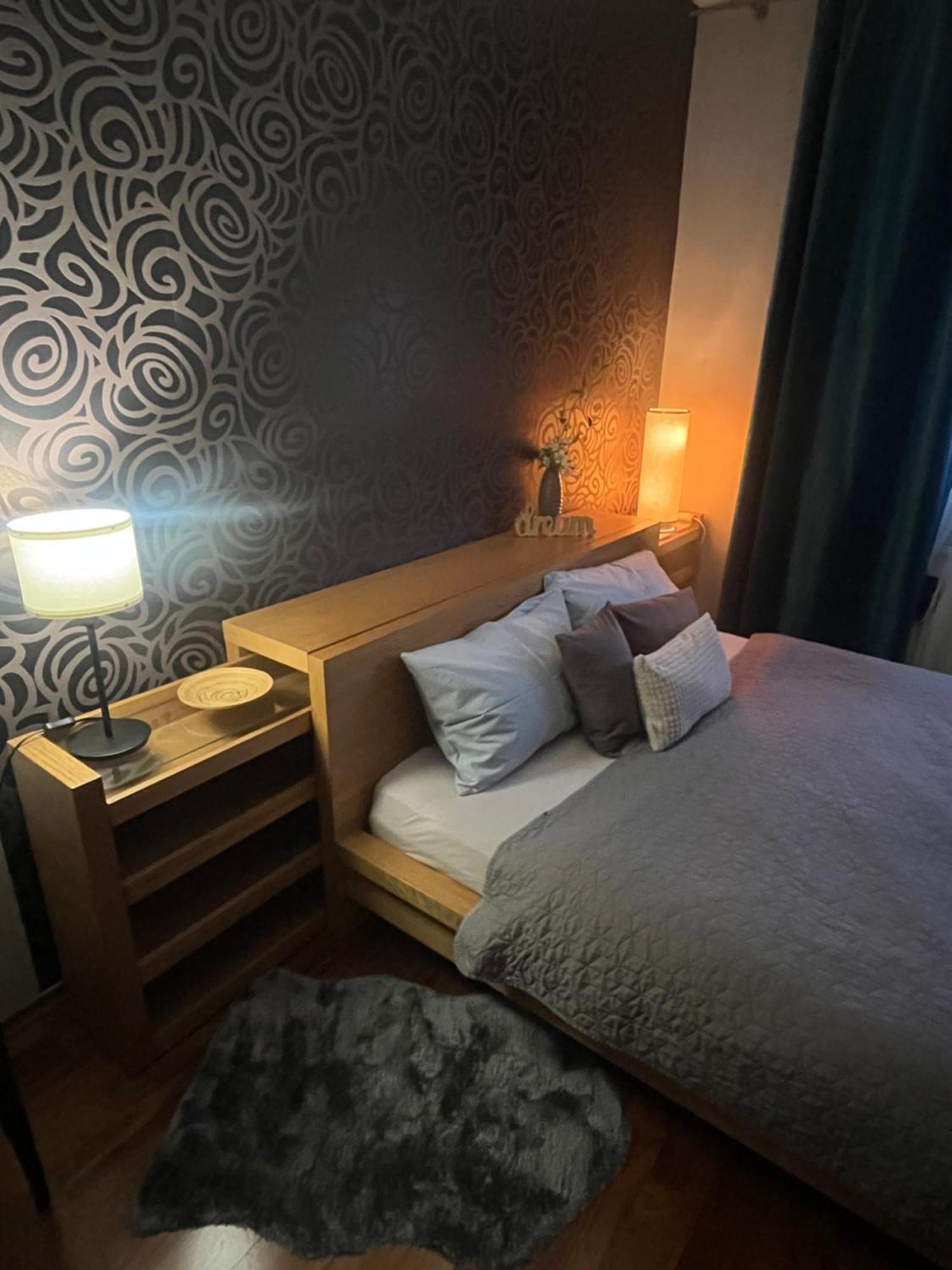 Apartman Suzanne Banská Bystrica Exteriör bild